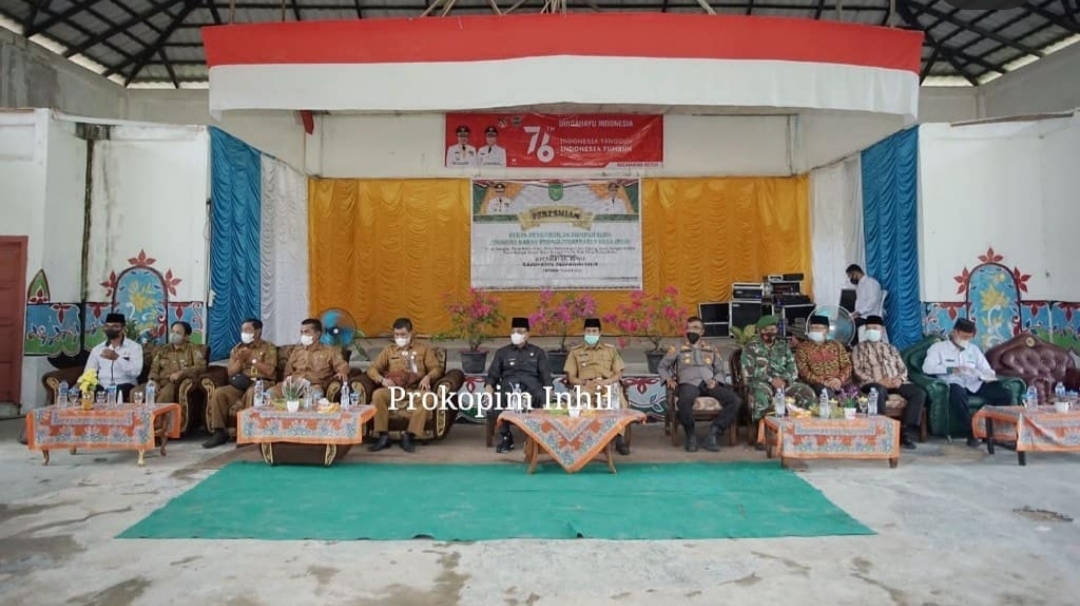 Bupati Inhil Resmikan Anggota BPD Reteh Masa Bakti 2021-2027