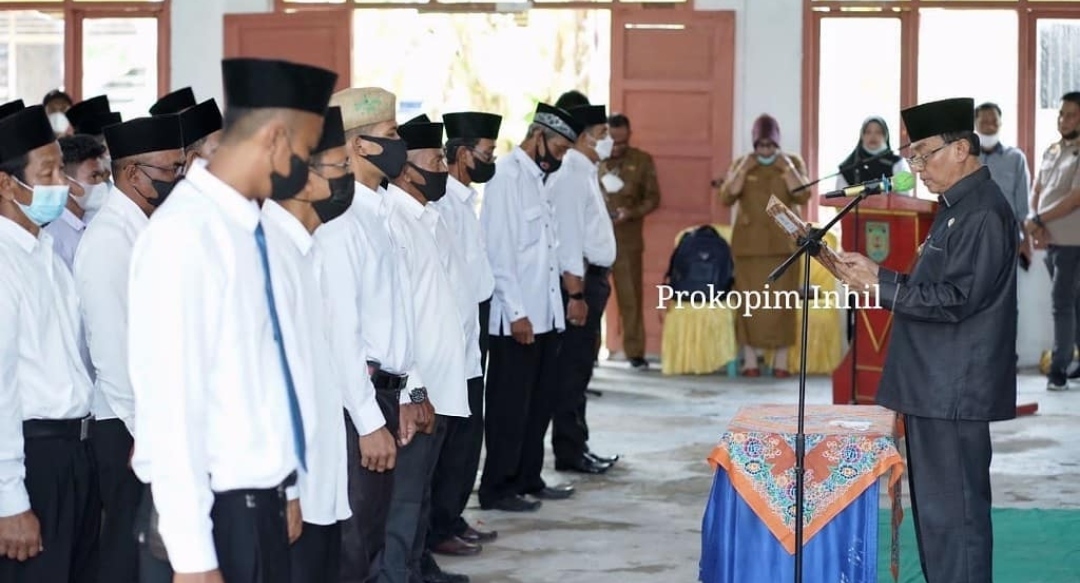 Bupati Inhil Resmikan Anggota BPD Reteh Masa Bakti 2021-2027