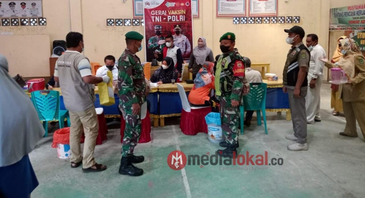 UPT Puskesmas Air Tawar Selenggarakan Vaksinasi Covid-19 Astra Zeneca