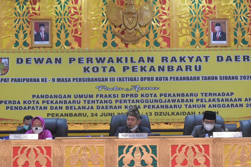 Paripurna Pandangan Umum Fraksi Terhadap Ranperda Tentang Pertanggungjawaban Pelaksanaan APBD Kota Pekanbaru Tahun 2020