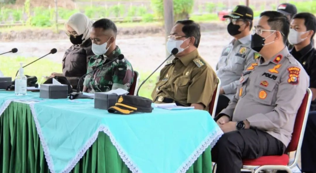 Dialog Pj. Bupati Inhil dan DP2KBP3A dengan Petani Reteh: Fokus pada Peningkatan Infrastruktur