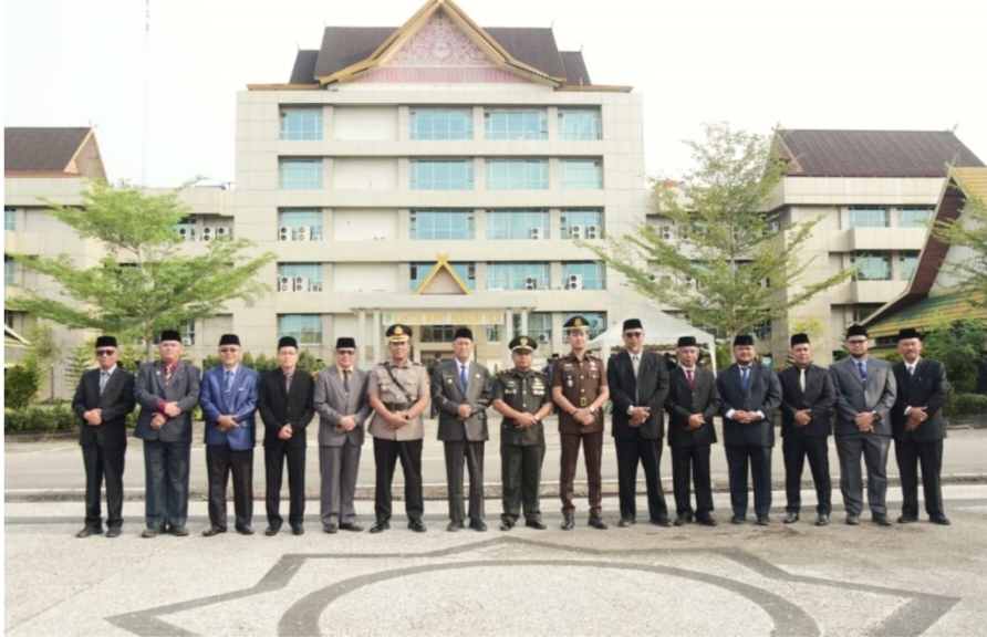 Pimpin Apel Hari Otda Ke-XXVII, Wabup Inhil H.Syamsuddin Uti : Dengan Otonomi, Daerah Mengalami Kemajuan.