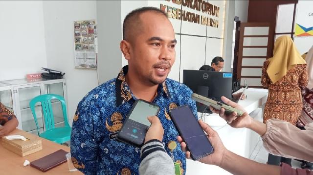 Dinkes Inhil Tutup Secara Resmi Bimtek Akreditasi Laboratorium Kesehatan Daerah