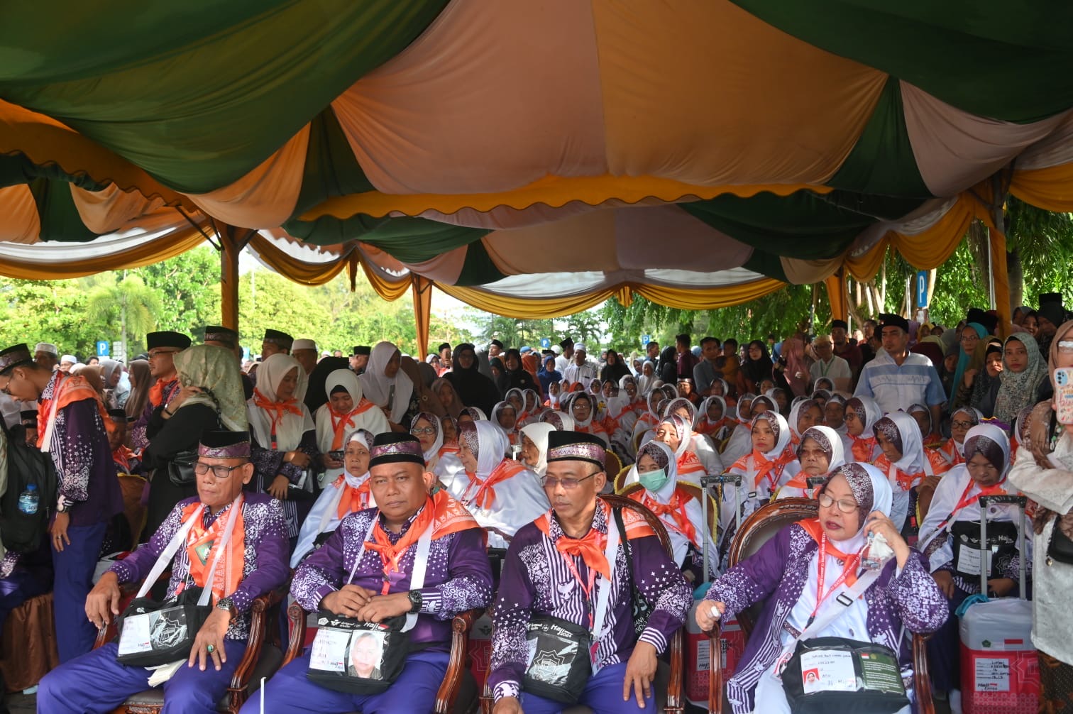 Dinas Kesehatan Bengkalis Mendampinggi Pengantaran JCH Menuju Embarkasi Haji Batam