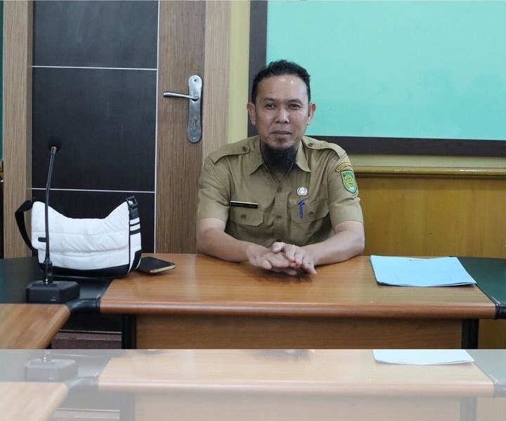 Kepala DPMPTSP Inhil Serahkan Surat Izin Klinik Pratama Rawat Jalan Lapas Tembilahan