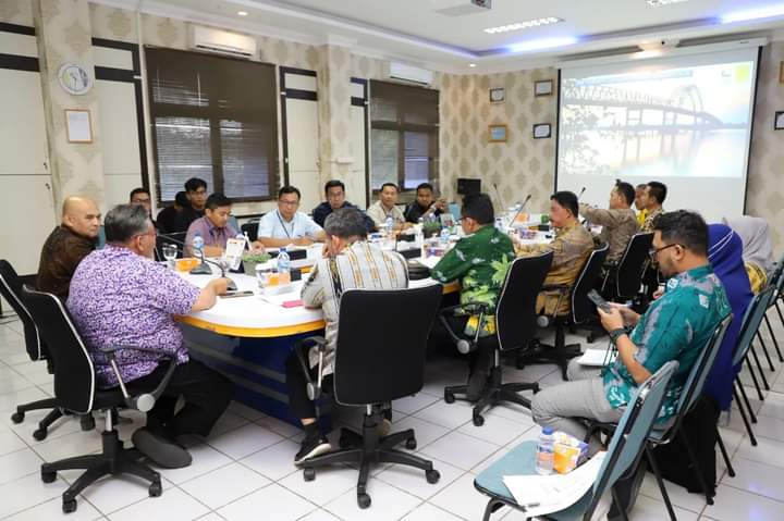Kepala DPMPTSP Inhil Bersama Sekda Hadiri Rakor Pengamanan Penerimaan Pajak Pusat dan Daerah di Rengat