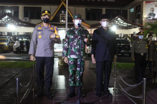 Antisipasi Klaster Baru, Bupati Inhil Anjurkan Protkes Saat Buka Bersama