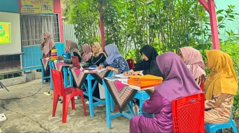 Tim Dinkes Inhil Gelar Penilaian Kader Posyandu Berprestasi di Posyandu Cermai