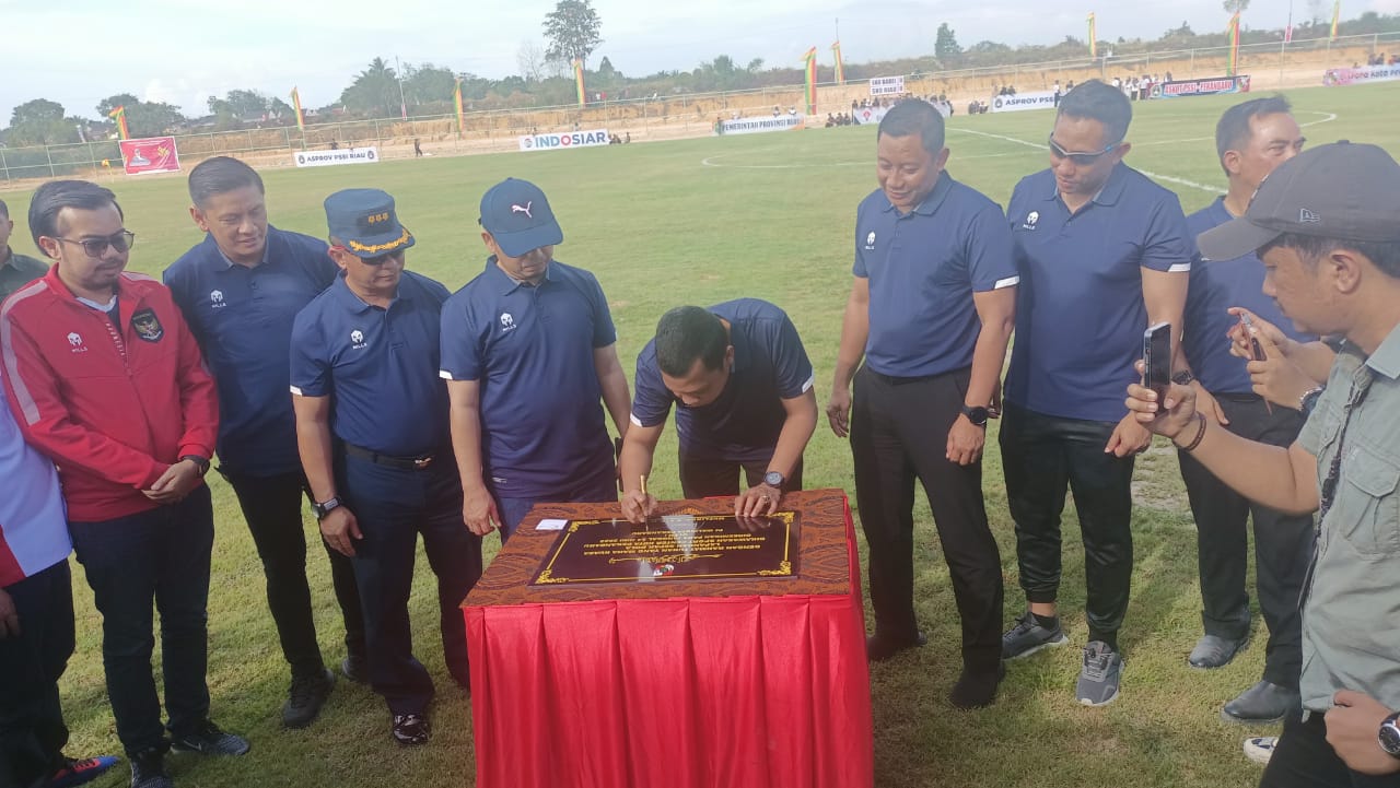 Tiga Pimpinan DPRD Kota Pekanbaru Hadiri Peresmian Sport Center Tenayan