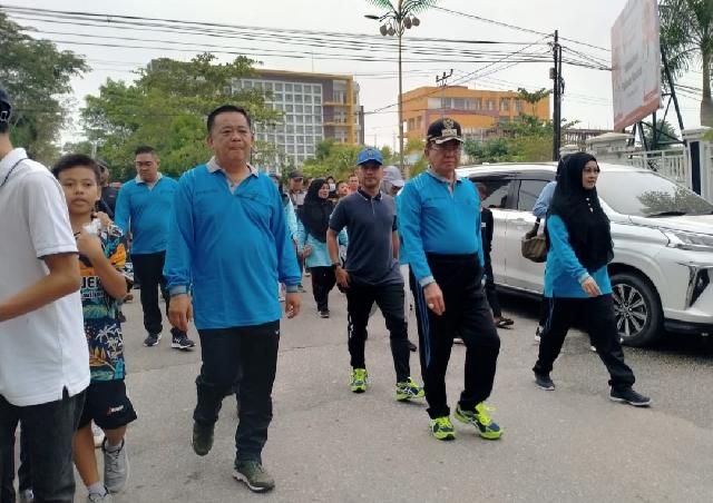 Dinas Kesehatan Inhil Gelar Jalan Santai