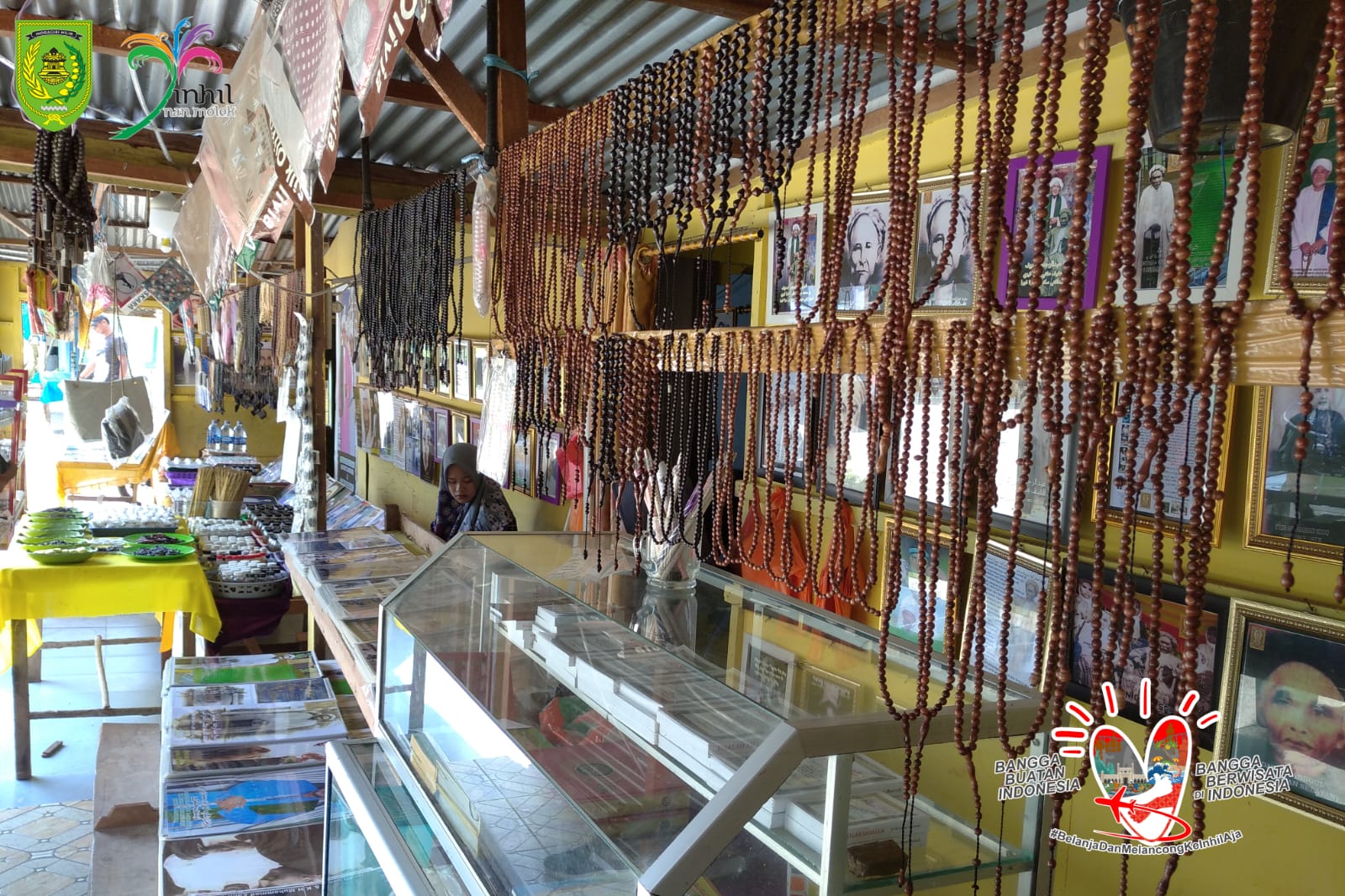 Saat Berkunjung ke Makam Tuan Guru Sapat Jangan Lupa Beli Sovenir Sebagai Buah Tangan
