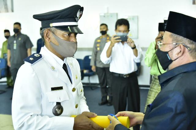 Resmi, PLh Bupati Bengkalis Lantik Syafarudin sebagai Kepala Desa Tasik Serai Barat