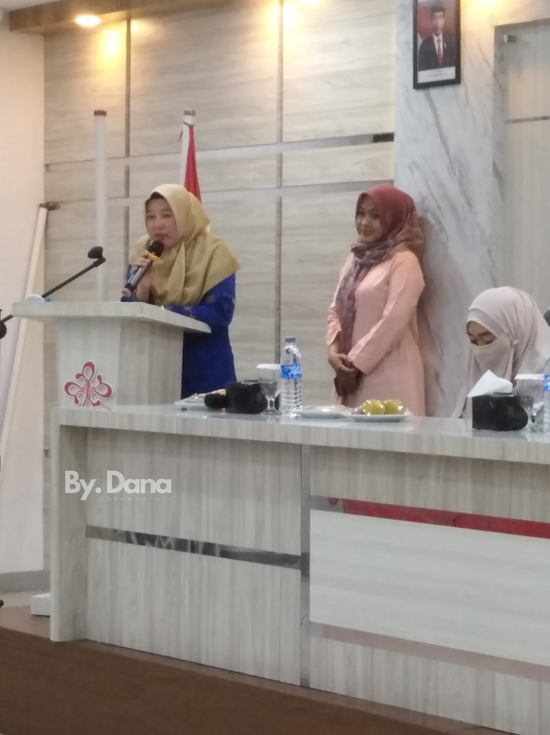 Kabid P2P Devi Natalia Buka Secara Resmi Pertemuan SOP Program Napza