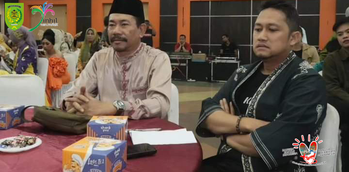 Tingkatkan Ekonomi Kreatif, Pemkab Inhil Gelar Fashion Show dan Mewarnai Batik