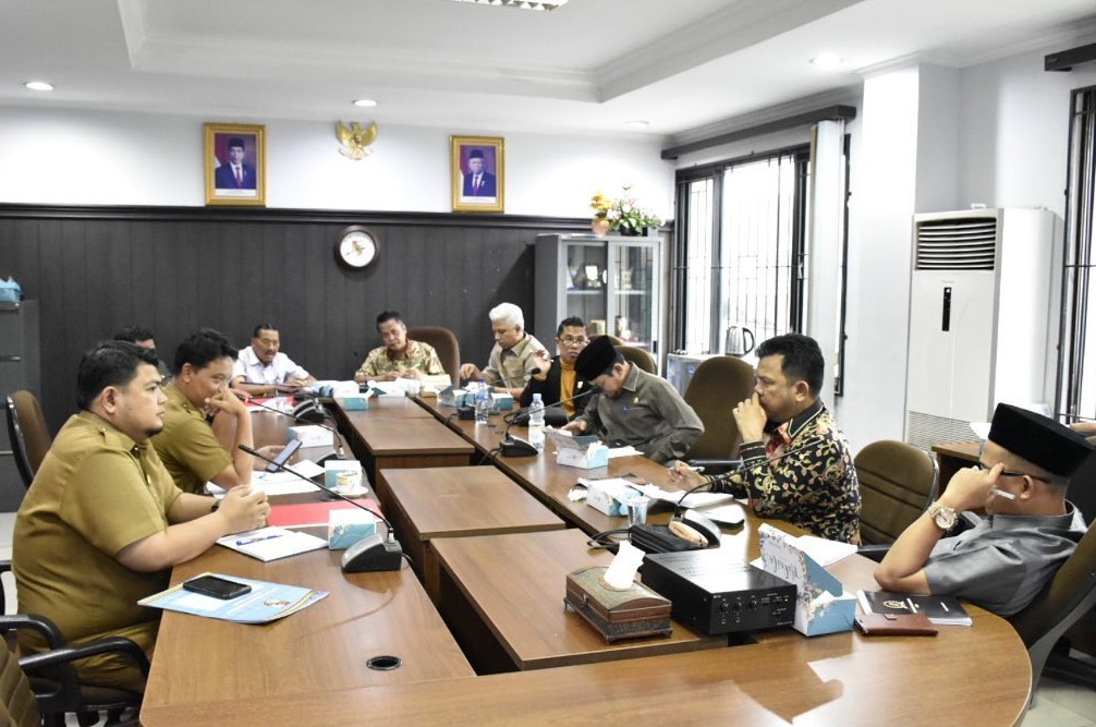 Bahas Tenaga Honorer, Komisi I DPRD Kota Hearing dengan BKPSDM Pekanbaru