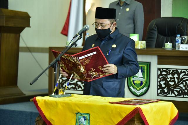 Resmi, PLh Bupati Bengkalis Lantik Syafarudin sebagai Kepala Desa Tasik Serai Barat