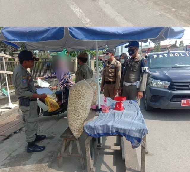 Satpol PP Inhil Lakukan Pengawasan Terhadap PKL