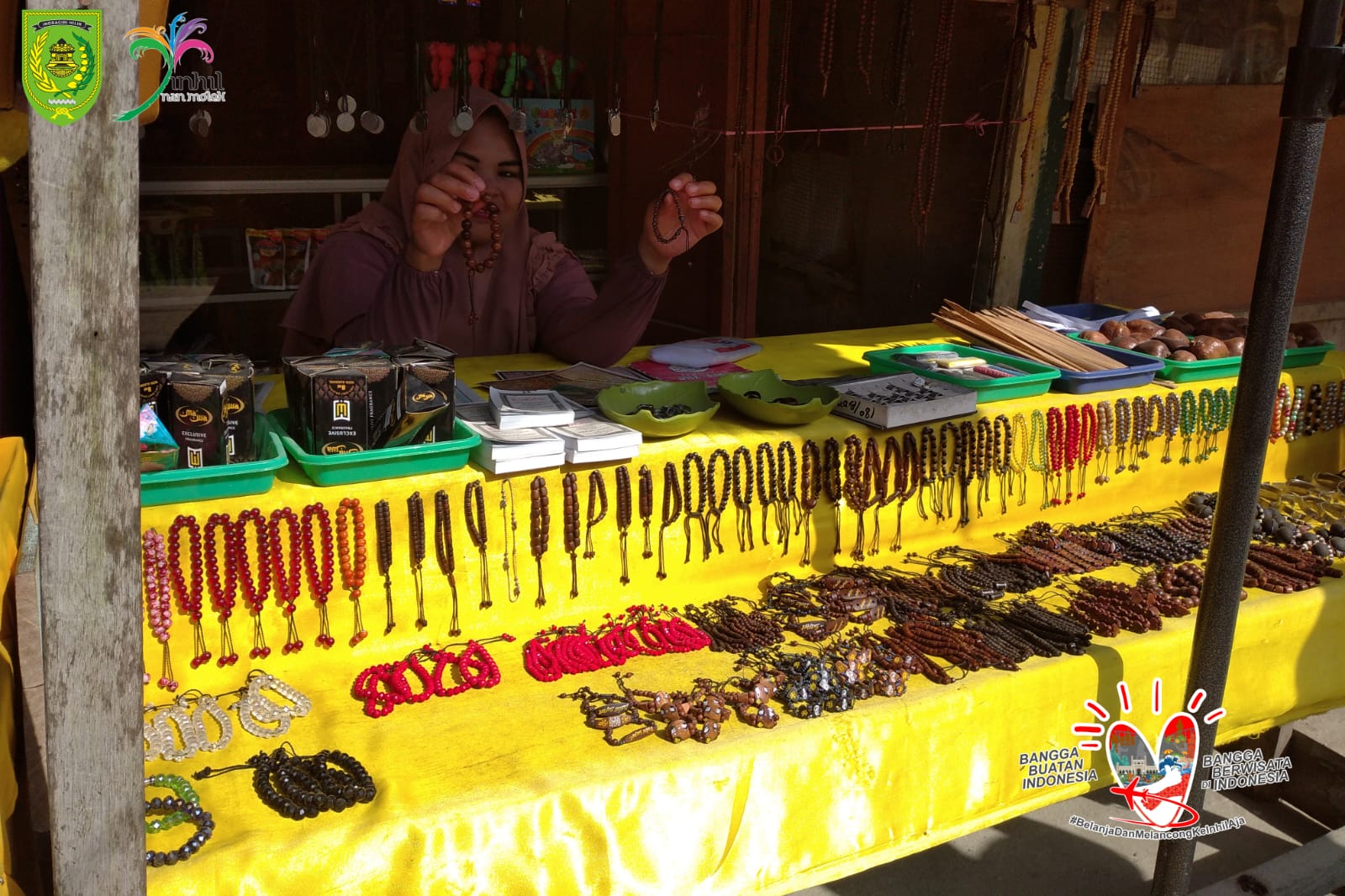 Saat Berkunjung ke Makam Tuan Guru Sapat Jangan Lupa Beli Sovenir Sebagai Buah Tangan
