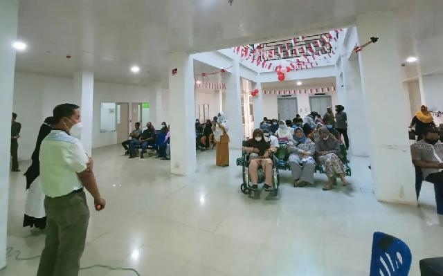 Di Ruang Tunggu, RSUD PH Tembilahan Lakukan Penyuluhan Tentang KB Pasca Persalinan Dan Pasca Keguguran
