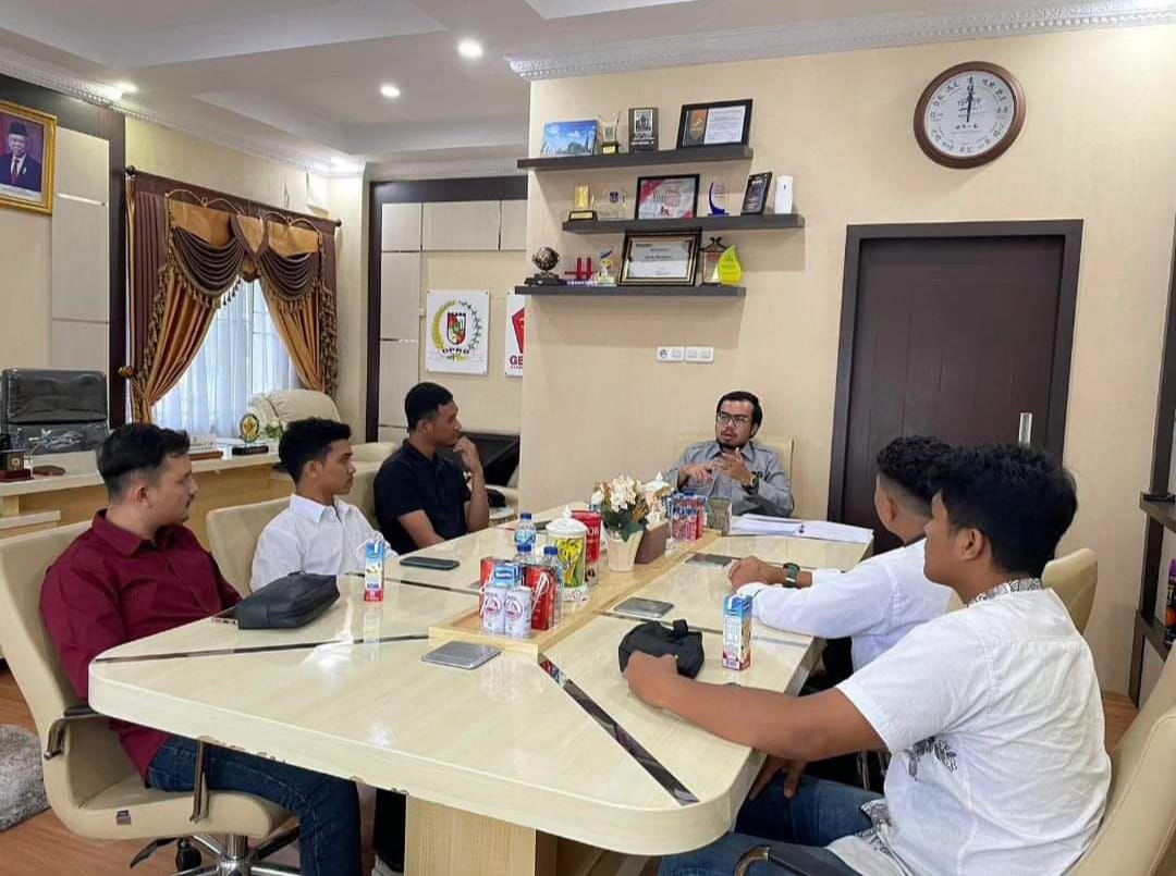 Terima Kunjungan BEM Unilak, Ini yang Dibahas Wakil Ketua DPRD Kota Pekanbaru