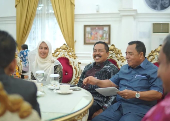 Komisi V DPRD Riau Hadiri Coffe Morning Bersama Gubri Syamsuar