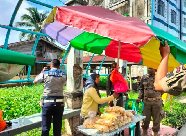 Satpol PP Inhil Lakukan Pengawasan Terhadap PKL
