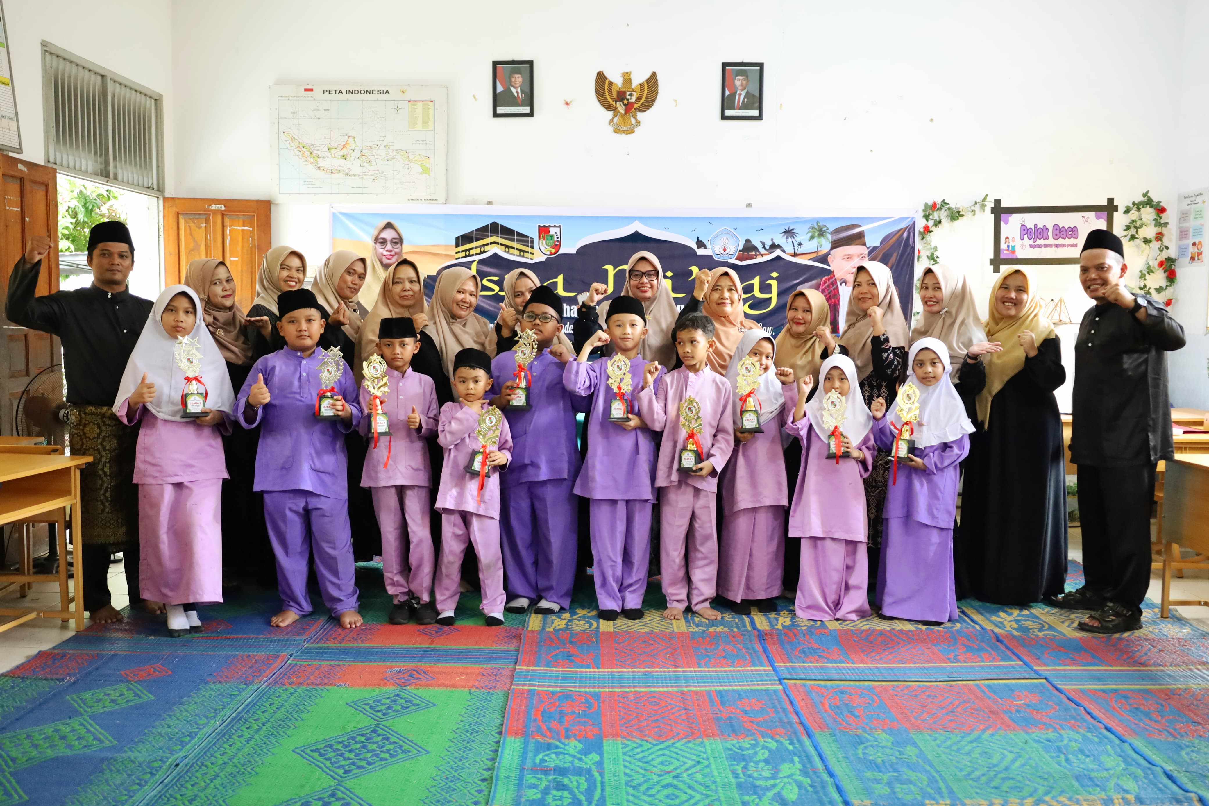 Peringati Isra Mi'raj Nabi Muhammad SAW, SD Negeri 157 Pekanbaru Gelar Lomba Islami
