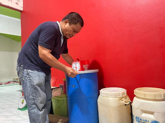 Diskopukm Inhil Berikan Pembinaan dan Monitoring Pelaku UMKM Gula Merah