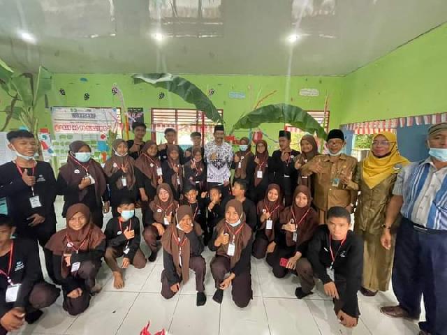 Kadisdik Kunjungi Sejumlah Sekolah Di Kecamatan Kemuning, Ini Tujuannya