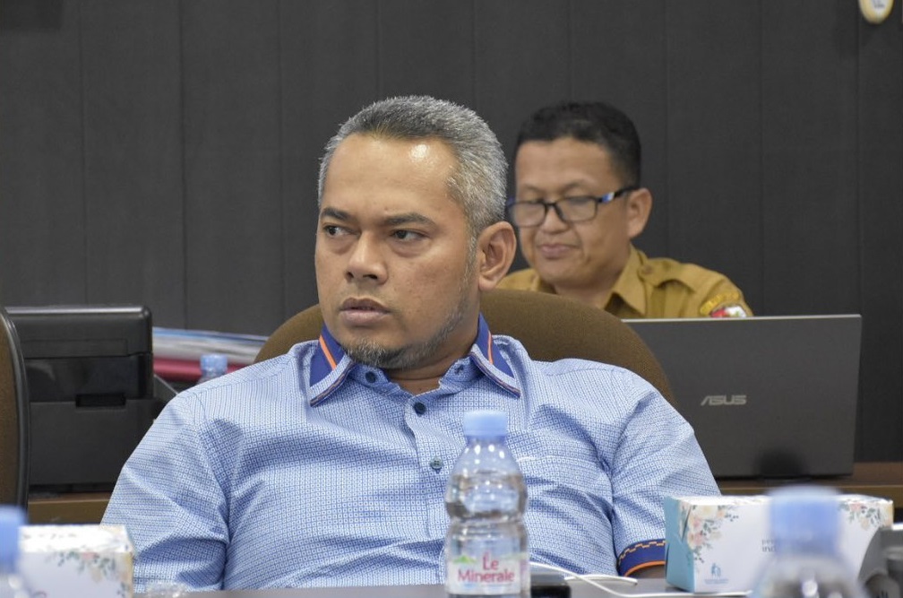 Komisi III DPRD Kota Hearing Dinas Pendidikan Pekanbaru