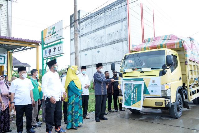 Bupati Lepas 2700 Paket Premium Ramadhan Berkah 1442 H dari Baznas Inhil 