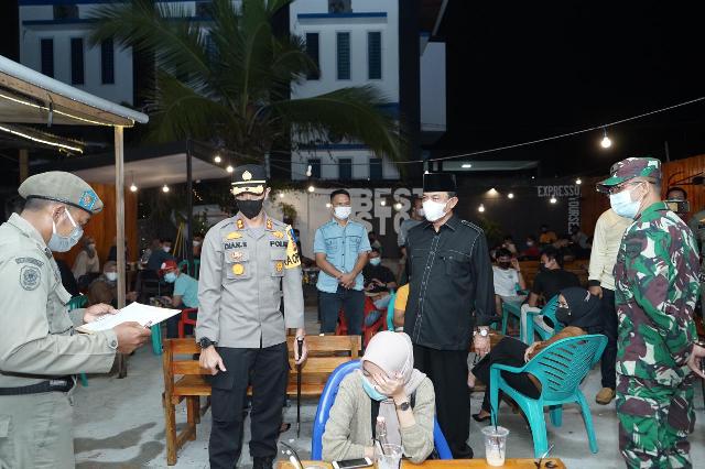 Antisipasi Klaster Baru, Bupati Inhil Anjurkan Protkes Saat Buka Bersama