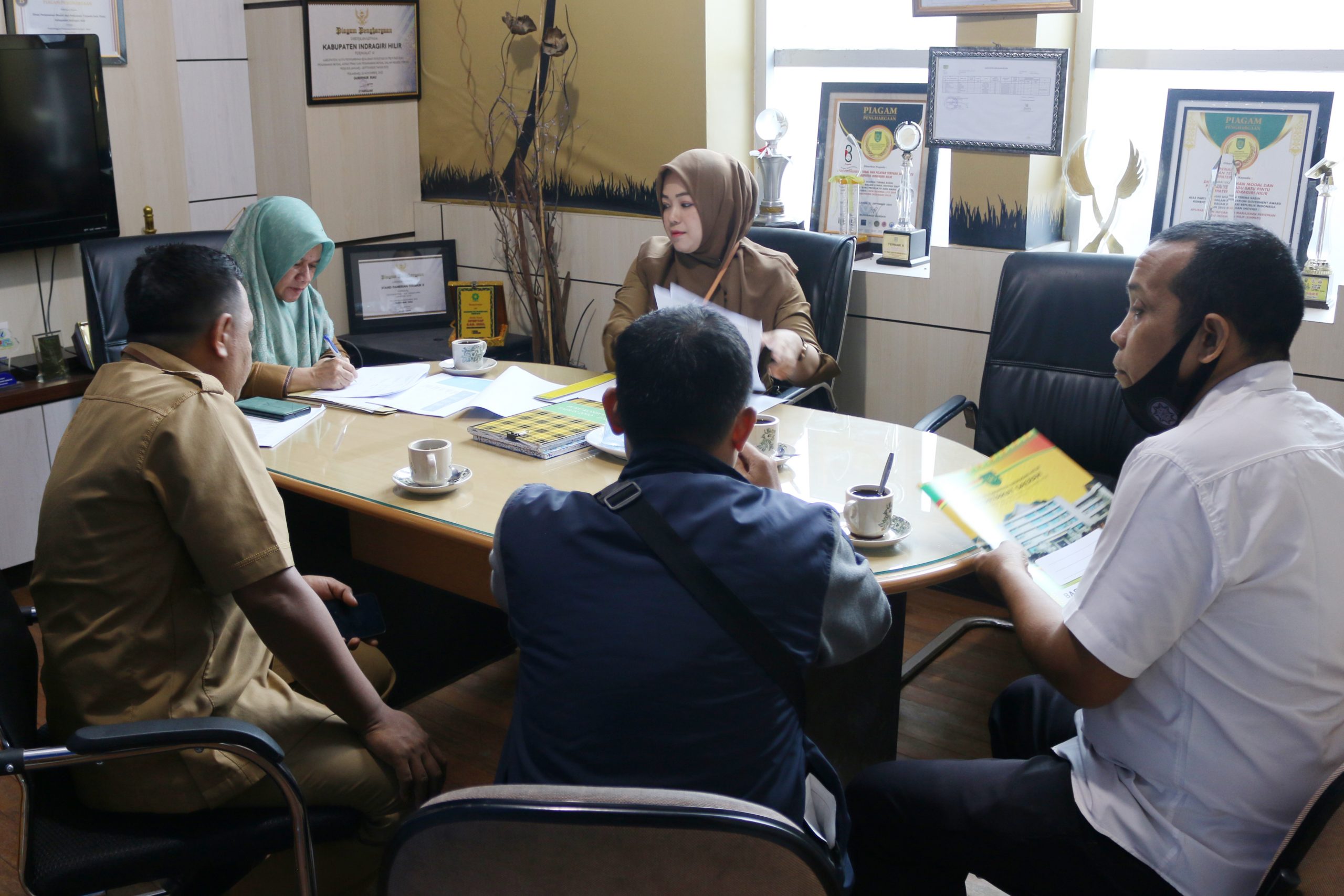 Petugas Penyelenggara Pelayanan Publik DPMPTSP Inhil Ikuti Simulasi Penilaian Pengetahuan, Evaluasi Petugas Pelayanan