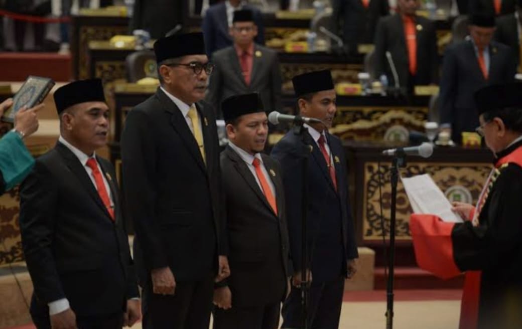 Galery Foto:  Pelantikan Pimpinan DPRD Riau Periode 2024-2029